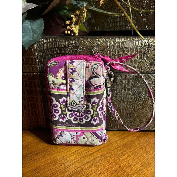 Vera Bradley Paisley Pink Phone Case Wristlet - Picture 1 of 3